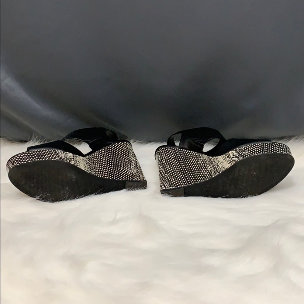 Faux snake print wedges - Picture 6 of 6